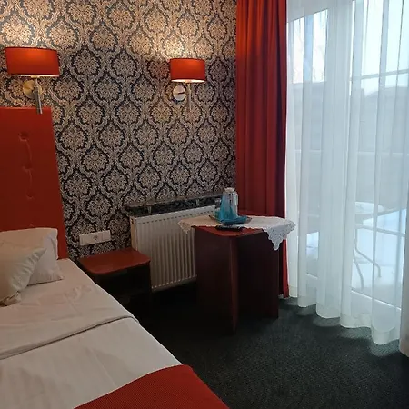 Hotel Amigo 3*