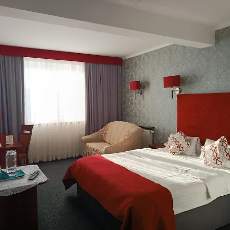 Hotel Amigo 2*