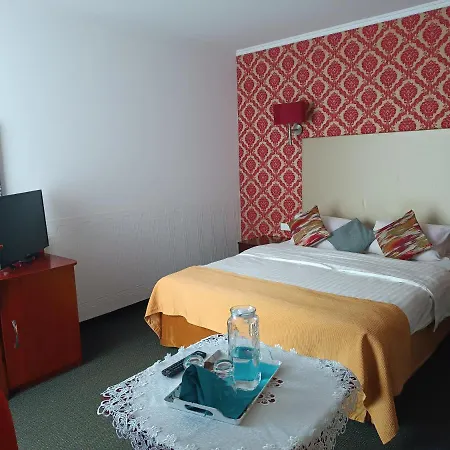 Hotel Amigo 2*