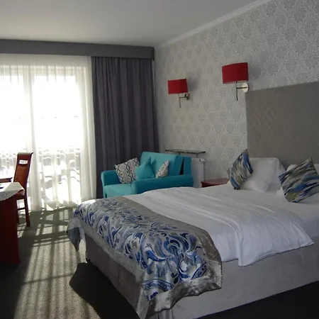 Amigo Hotel